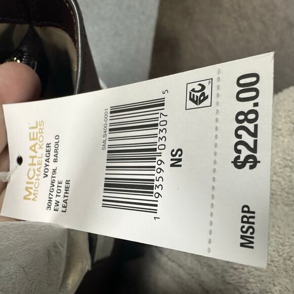 Michael Kors Voyager Tote Laptop Bag in Barolo (Oxblood Reddish Brown) NWT - Picture 12 of 12